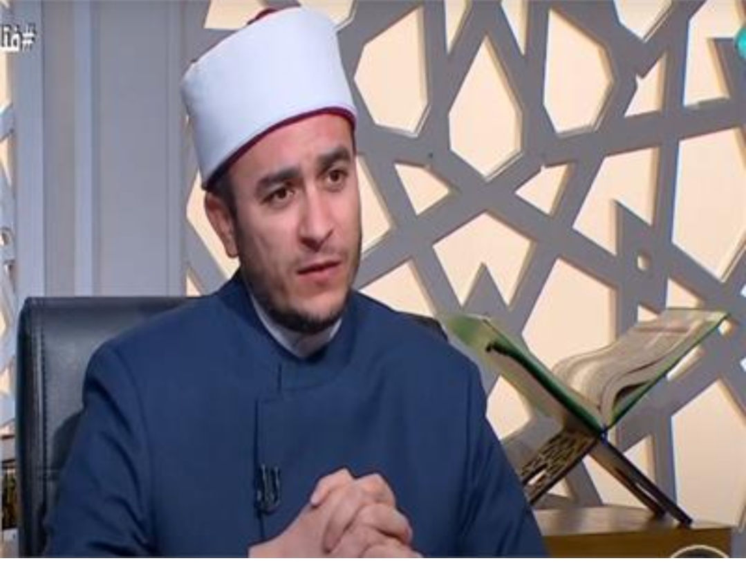 تأخير صلاة العشاء إلى ما قبل الفجر: أمين الفتوى يكشف الحكم الشرعي